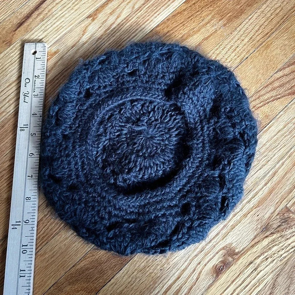 French Barrette Knit Hat - Picture 3 of 4
